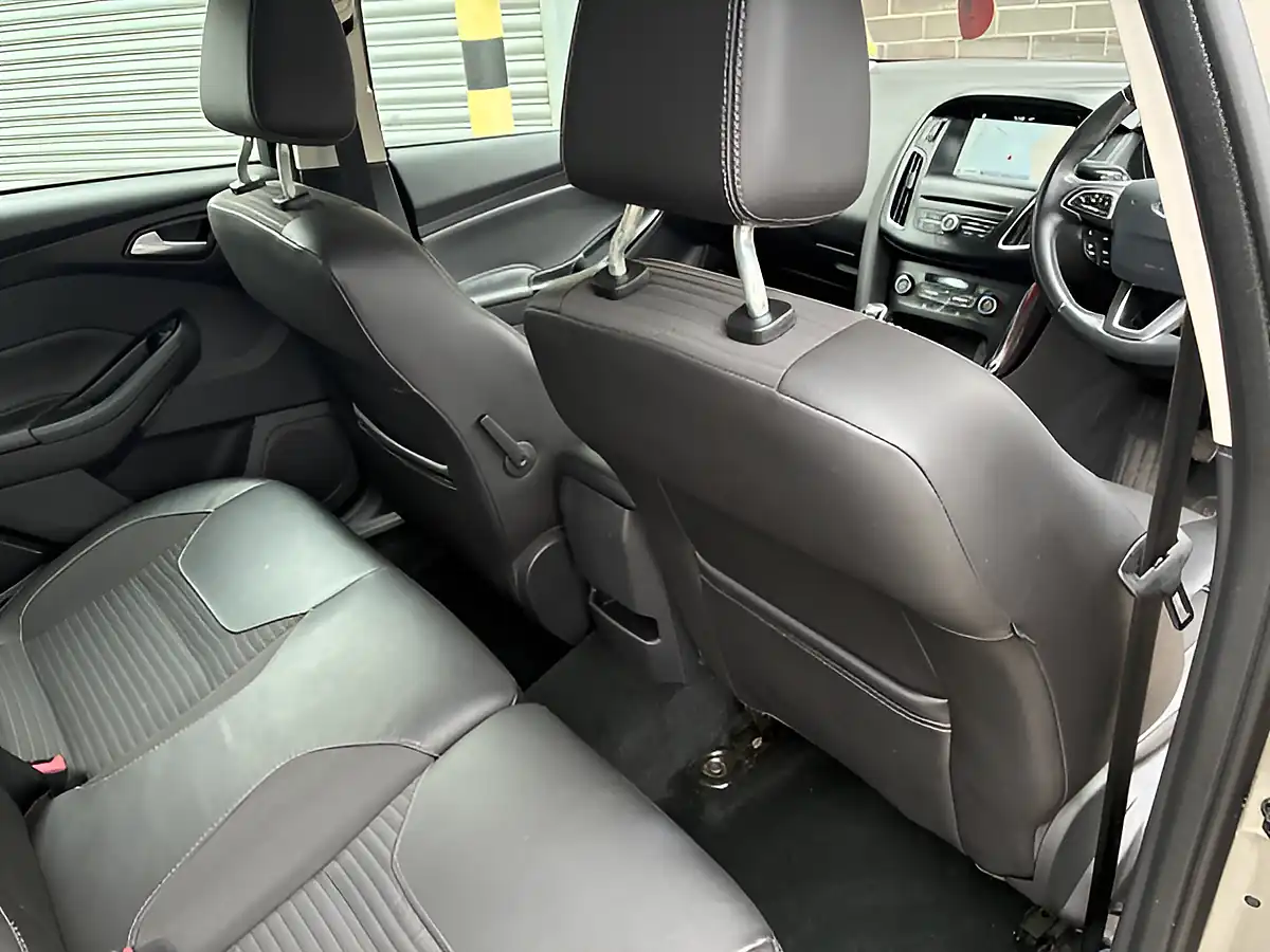 Used 2017 Ford Focus Titanium X Silver - Interior and Exterior details 15