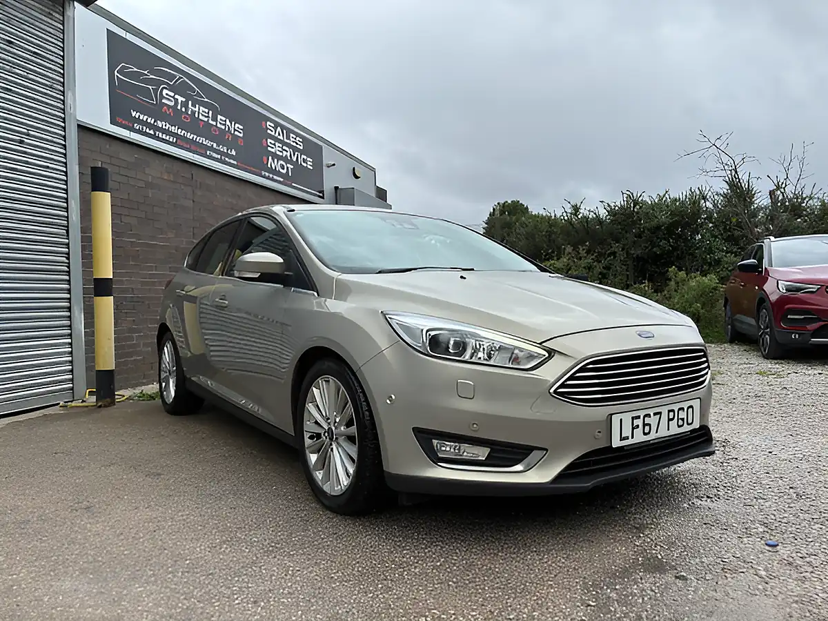 Used 2017 Ford Focus Titanium X Silver - Interior and Exterior details 4