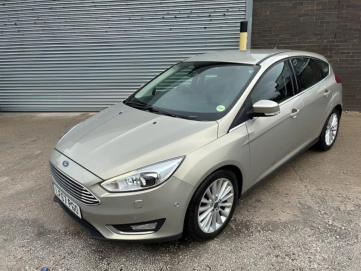 Used 2017 Ford Focus Titanium X Silver - Interior and Exterior details 5