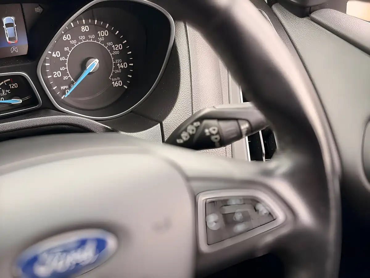 Used 2017 Ford Focus Titanium X Silver - Interior and Exterior details 17