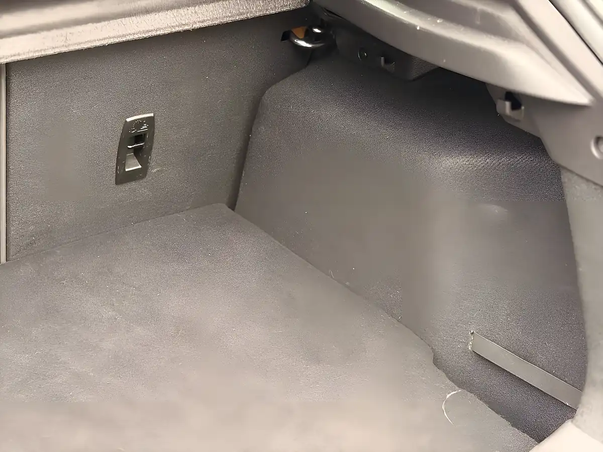 Used 2017 Ford Focus Titanium X Silver - Interior and Exterior details 20