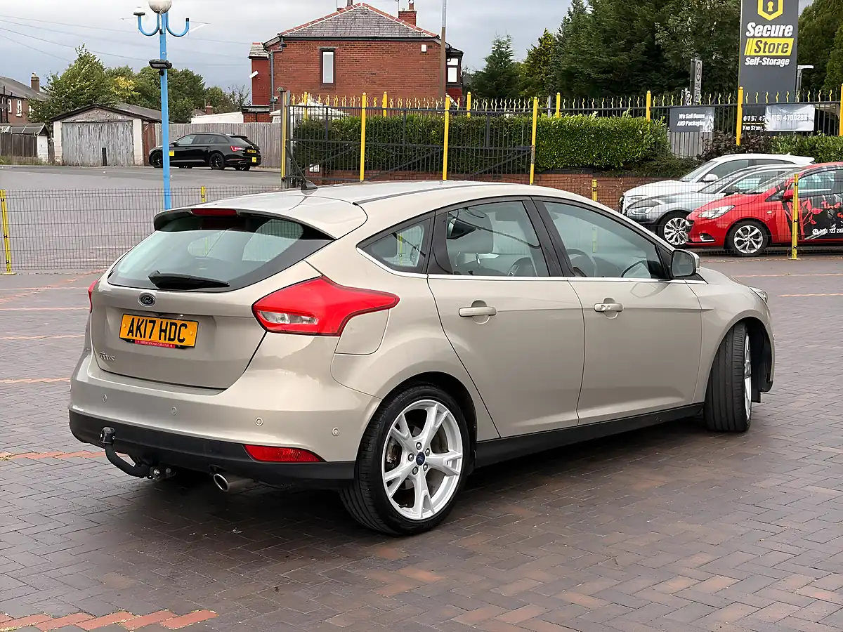 Used 2017 Ford Focus Titanium X Silver - Interior and Exterior details 5