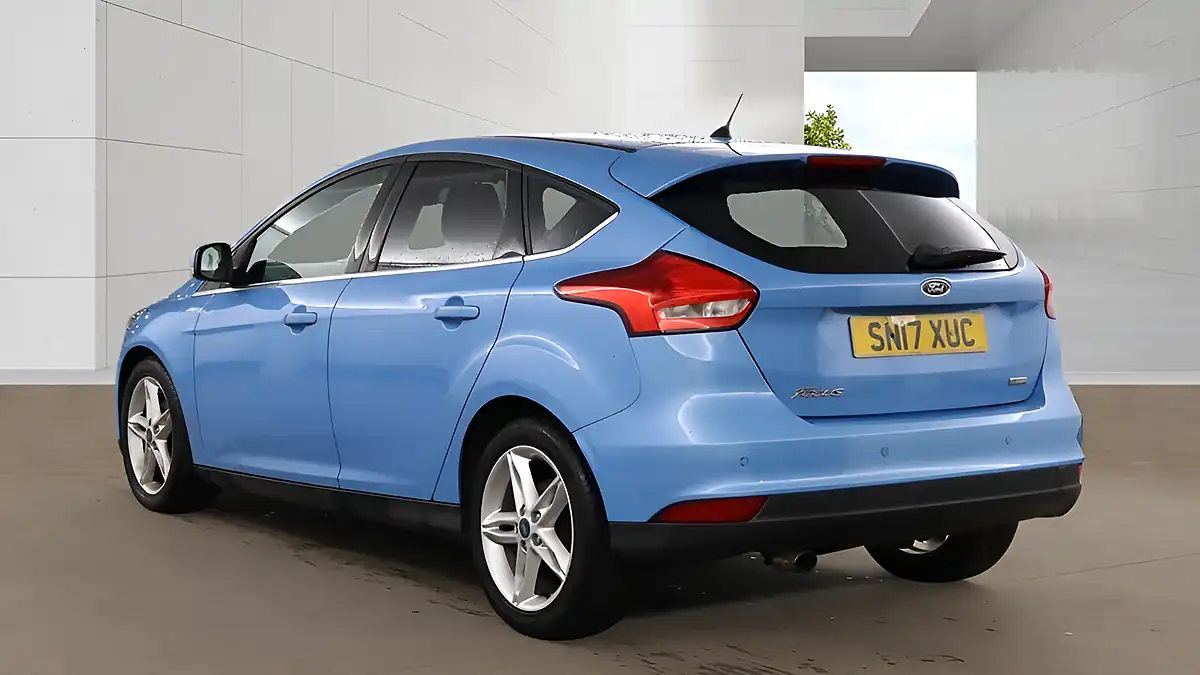 Used 2017 Ford Focus Zetec Blue - Interior and Exterior details 3