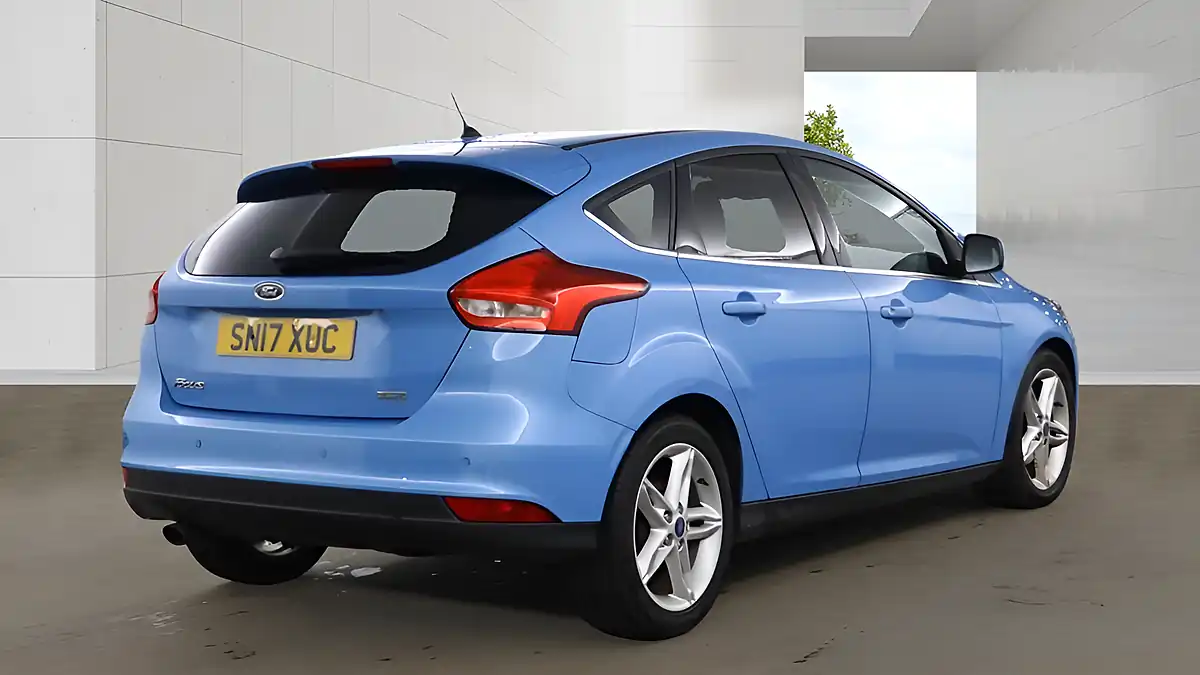 Used 2017 Ford Focus Zetec Blue - Interior and Exterior details 4