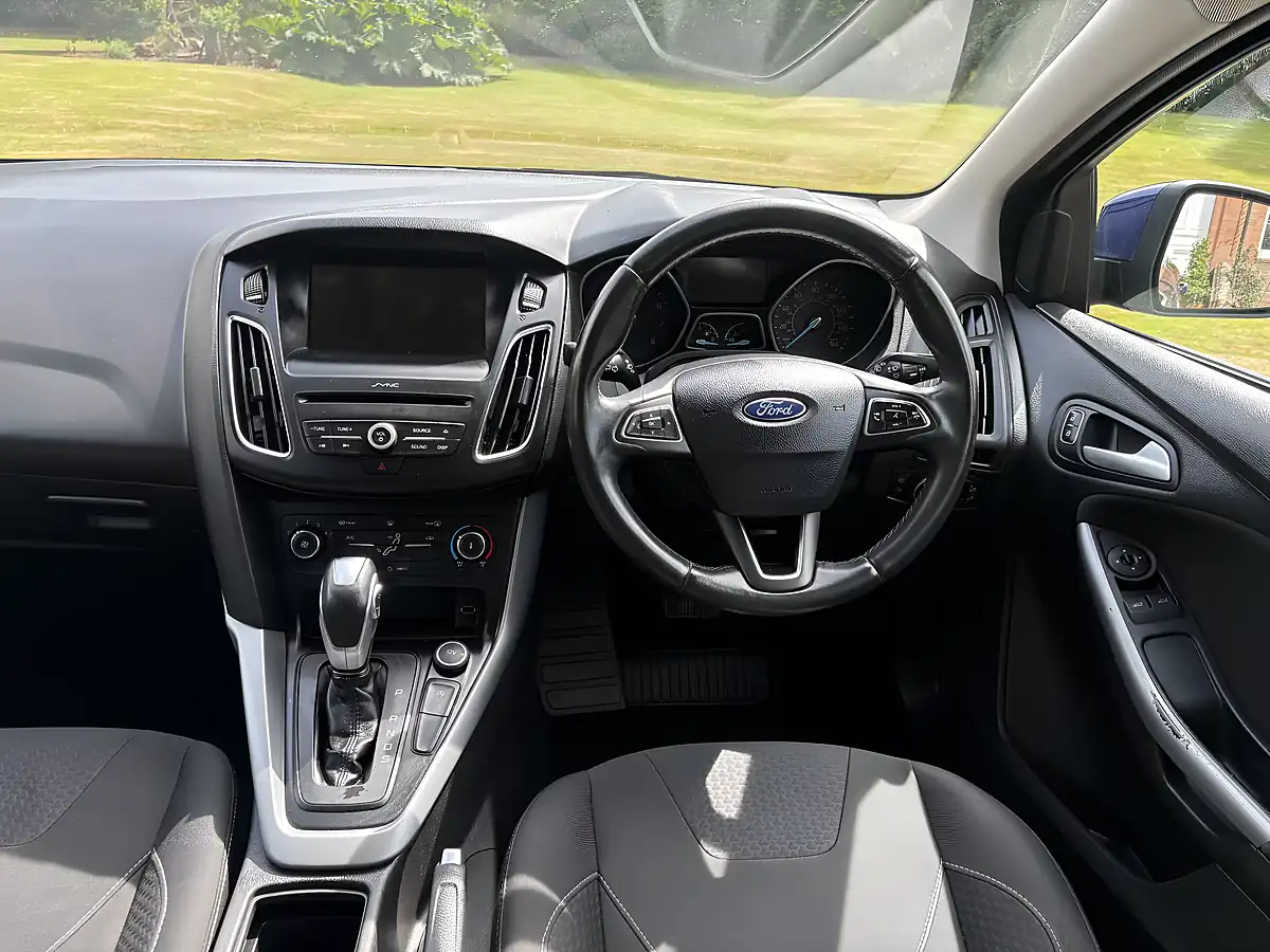 Used 2017 Ford Focus Zetec Blue - Interior and Exterior details 10