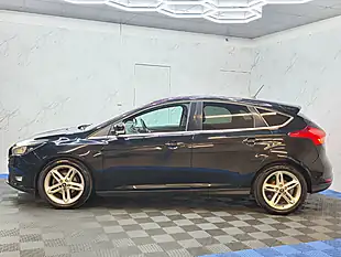 Used 2017 Ford Focus Zetec Edition Black - Interior and Exterior details 8