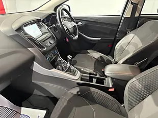 Used 2017 Ford Focus Zetec Edition Black - Interior and Exterior details 10
