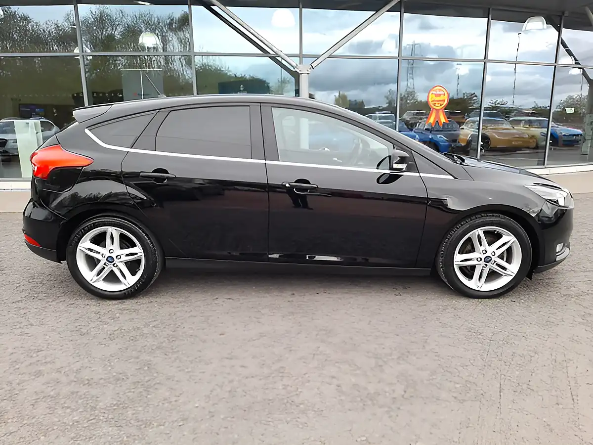 Used 2017 Ford Focus Zetec Edition Black - Interior and Exterior details 10