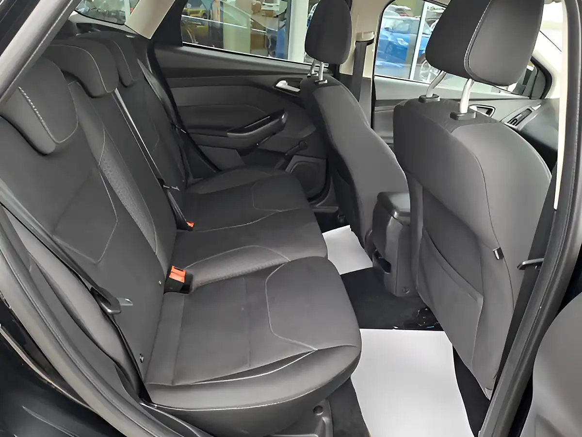 Used 2017 Ford Focus Zetec Edition Black - Interior and Exterior details 11