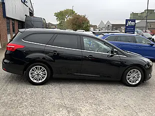 Used 2017 Ford Focus Zetec Edition Black Metallic - Interior and Exterior details 10