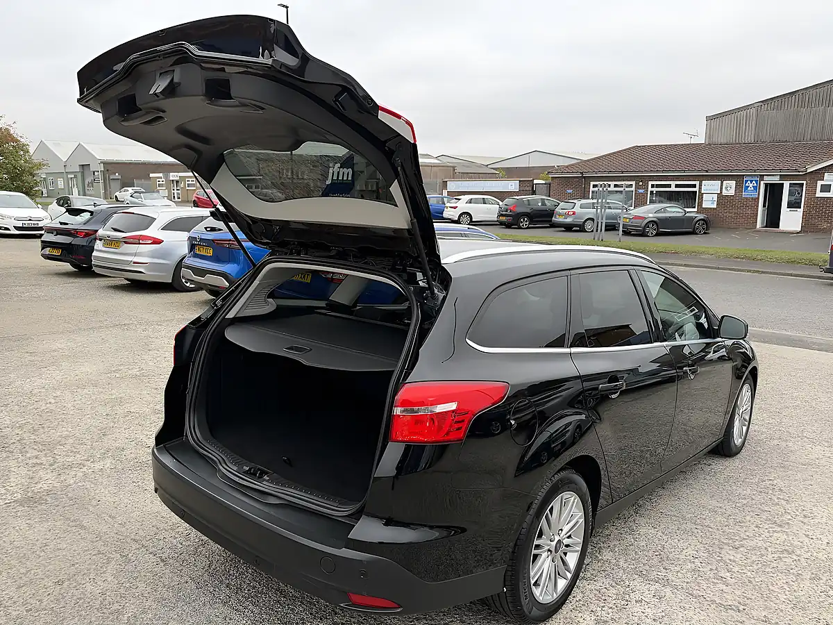 Used 2017 Ford Focus Zetec Edition Black Metallic - Interior and Exterior details 16