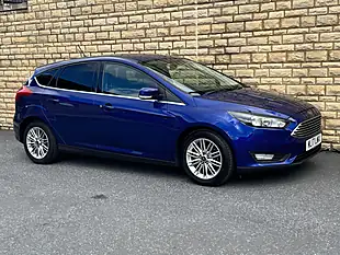 Used 2017 Ford Focus Zetec Edition Blue - Interior and Exterior details 12