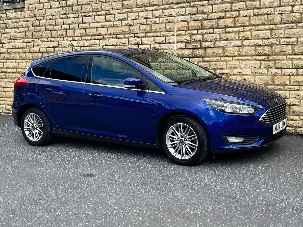 Used 2017 Ford Focus Zetec Edition Blue - Interior and Exterior details 12