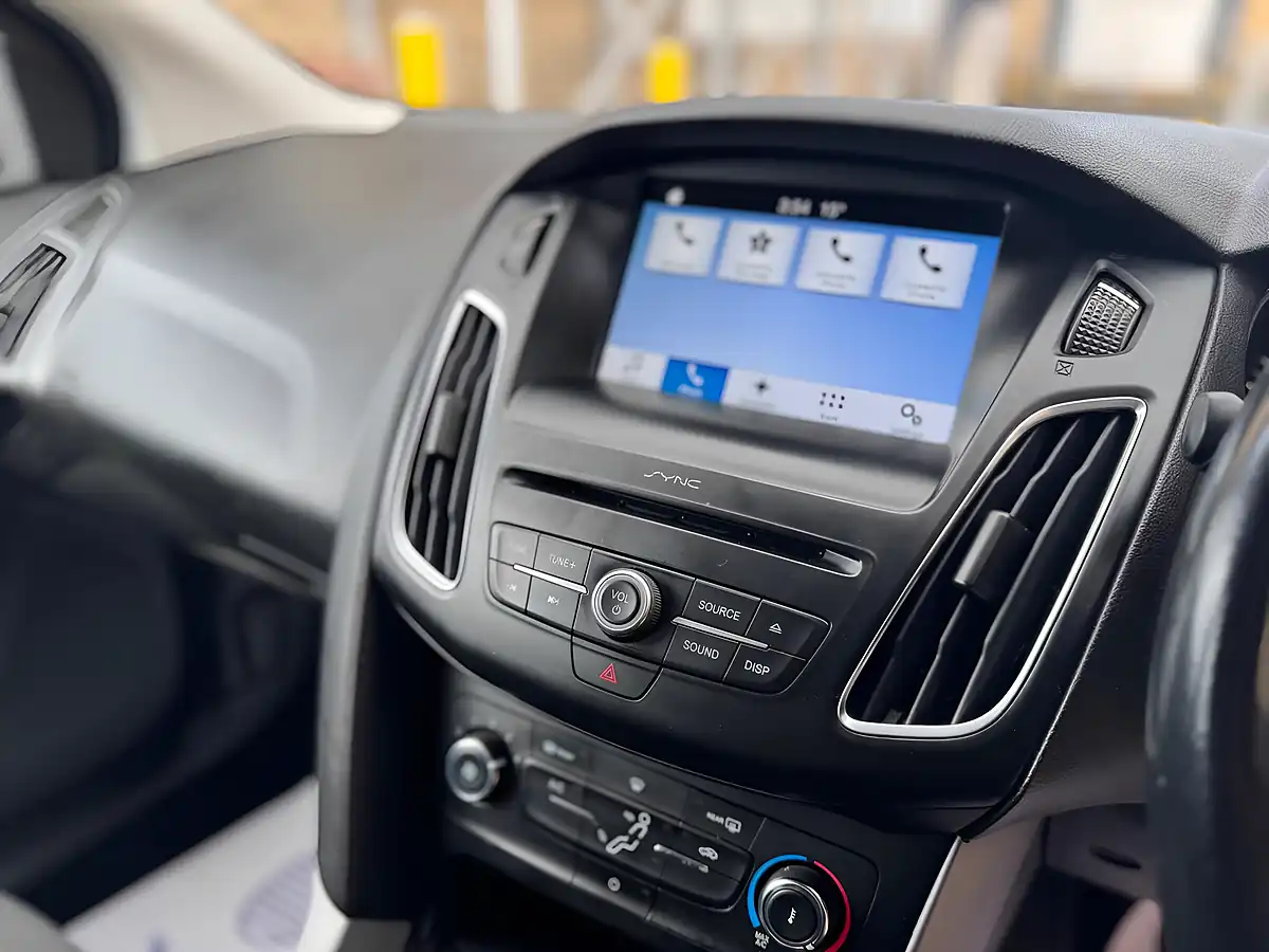 Used 2017 Ford Focus Zetec Edition Blue - Interior and Exterior details 14