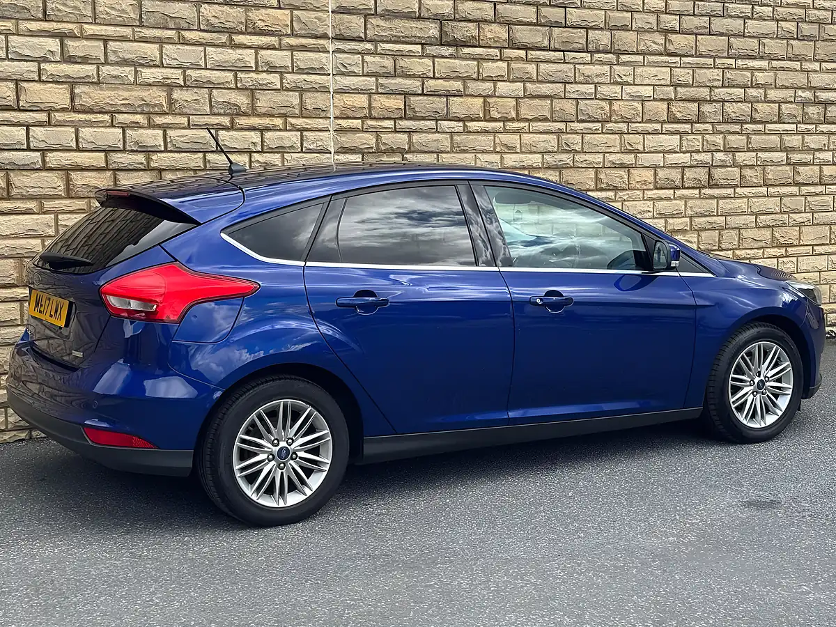 Used 2017 Ford Focus Zetec Edition Blue - Interior and Exterior details 17