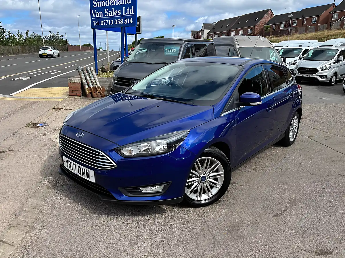 Used 2017 Ford Focus Zetec Edition Blue - Front View