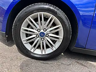 Used 2017 Ford Focus Zetec Edition Blue - Interior and Exterior details 4