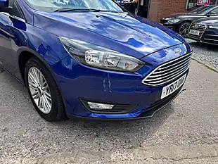 Used 2017 Ford Focus Zetec Edition Blue - Interior and Exterior details 6