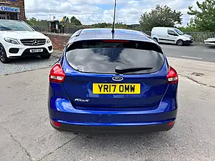 Used 2017 Ford Focus Zetec Edition Blue - Interior and Exterior details 8