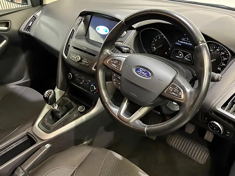 Used 2017 Ford Focus Zetec Edition Blue - Interior and Exterior details 3