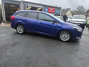 Used 2017 Ford Focus Zetec Edition Blue - Interior and Exterior details 7