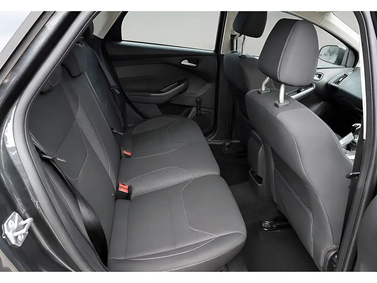 Used 2017 Ford Focus Zetec Edition Grey - Interior and Exterior details 8