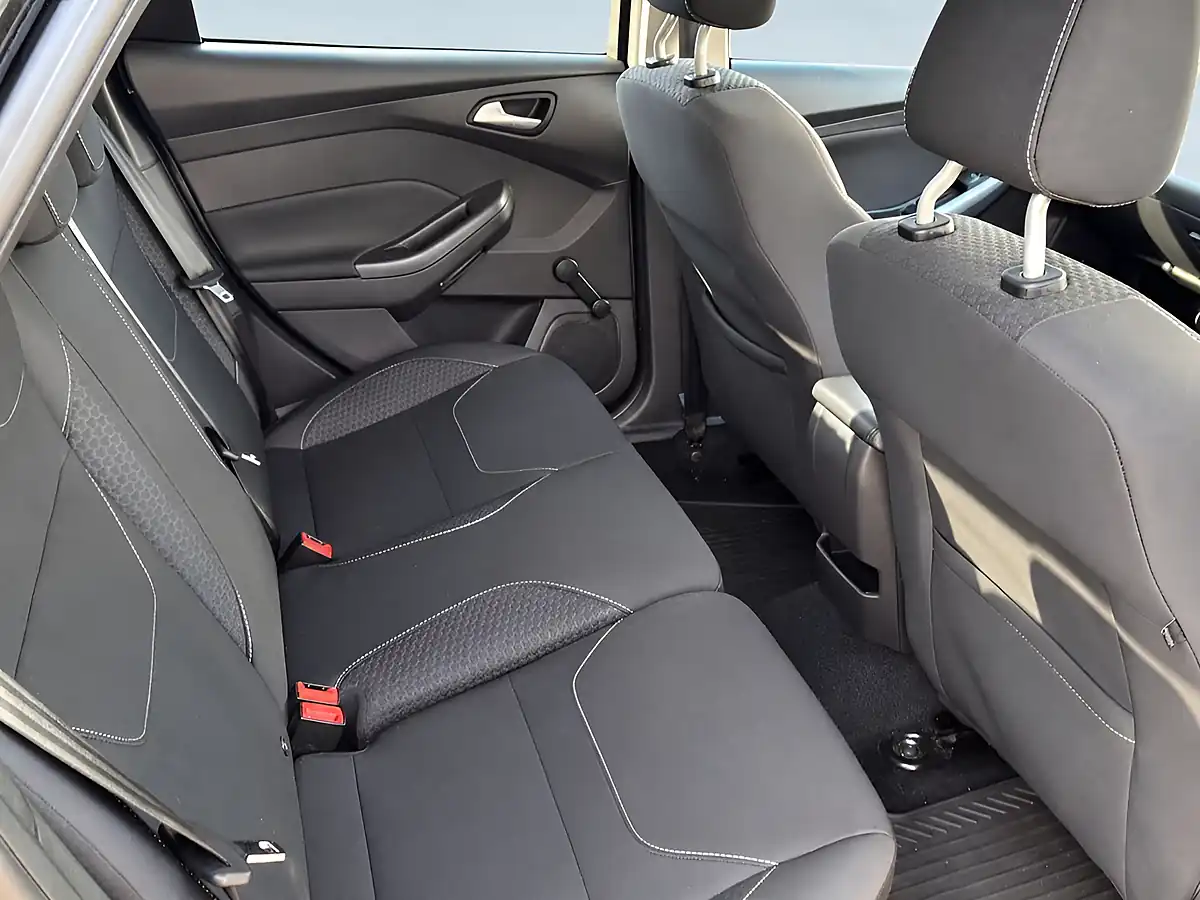 Used 2017 Ford Focus Zetec Edition Grey - Interior and Exterior details 7