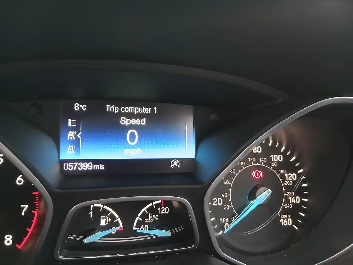 Used 2017 Ford Focus Zetec Edition Grey - Interior and Exterior details 10