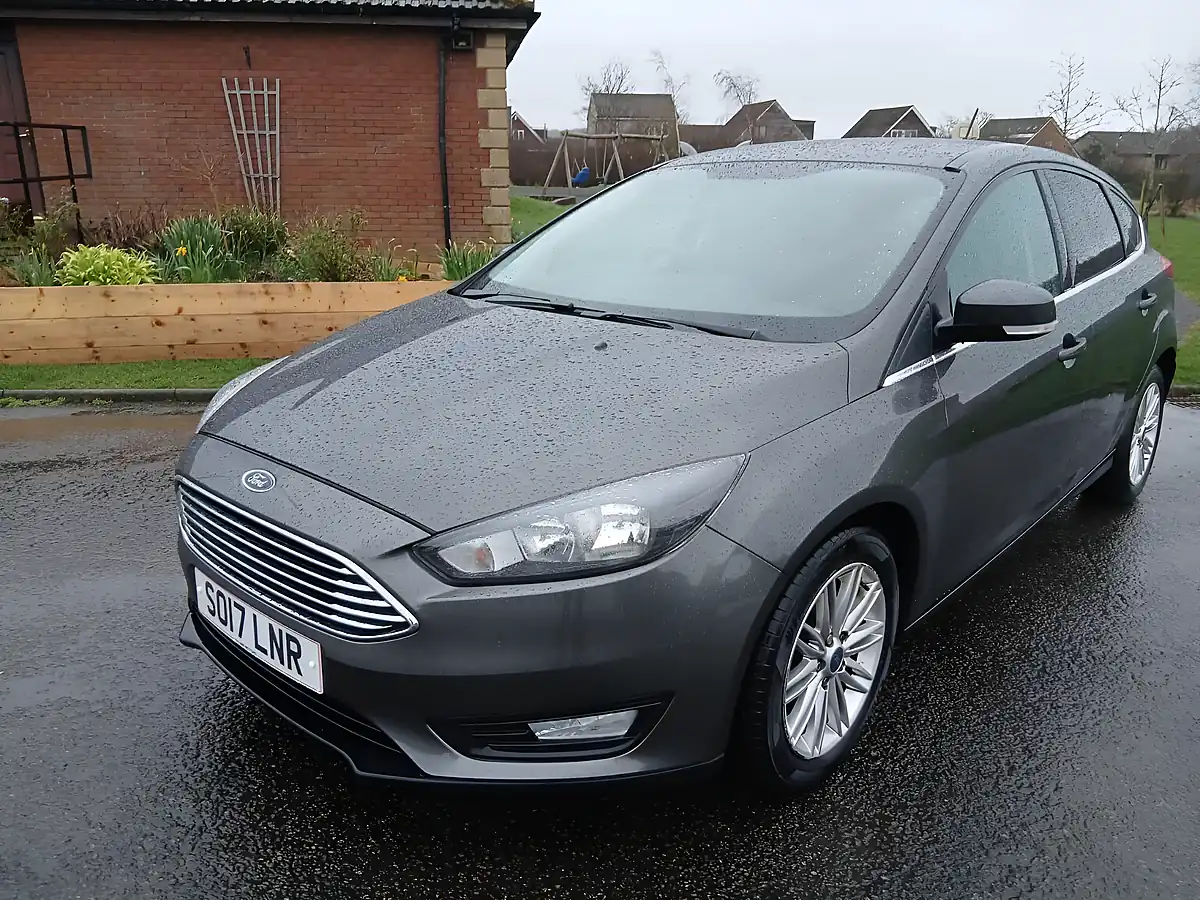 Used 2017 Ford Focus Zetec Edition Grey - Interior and Exterior details 4