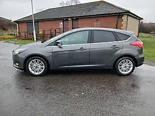 Used 2017 Ford Focus Zetec Edition Grey - Interior and Exterior details 5