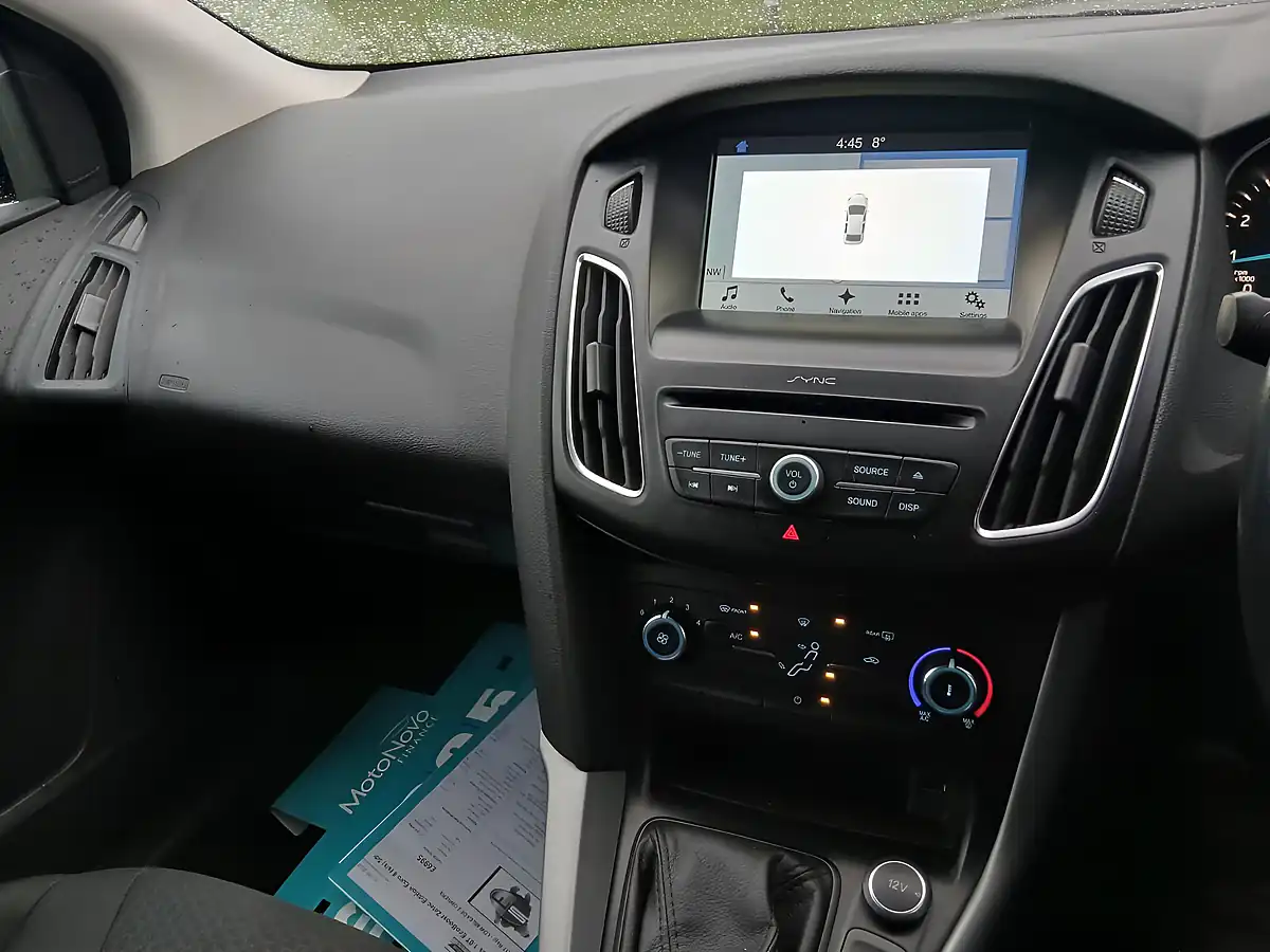 Used 2017 Ford Focus Zetec Edition Grey - Interior and Exterior details 9