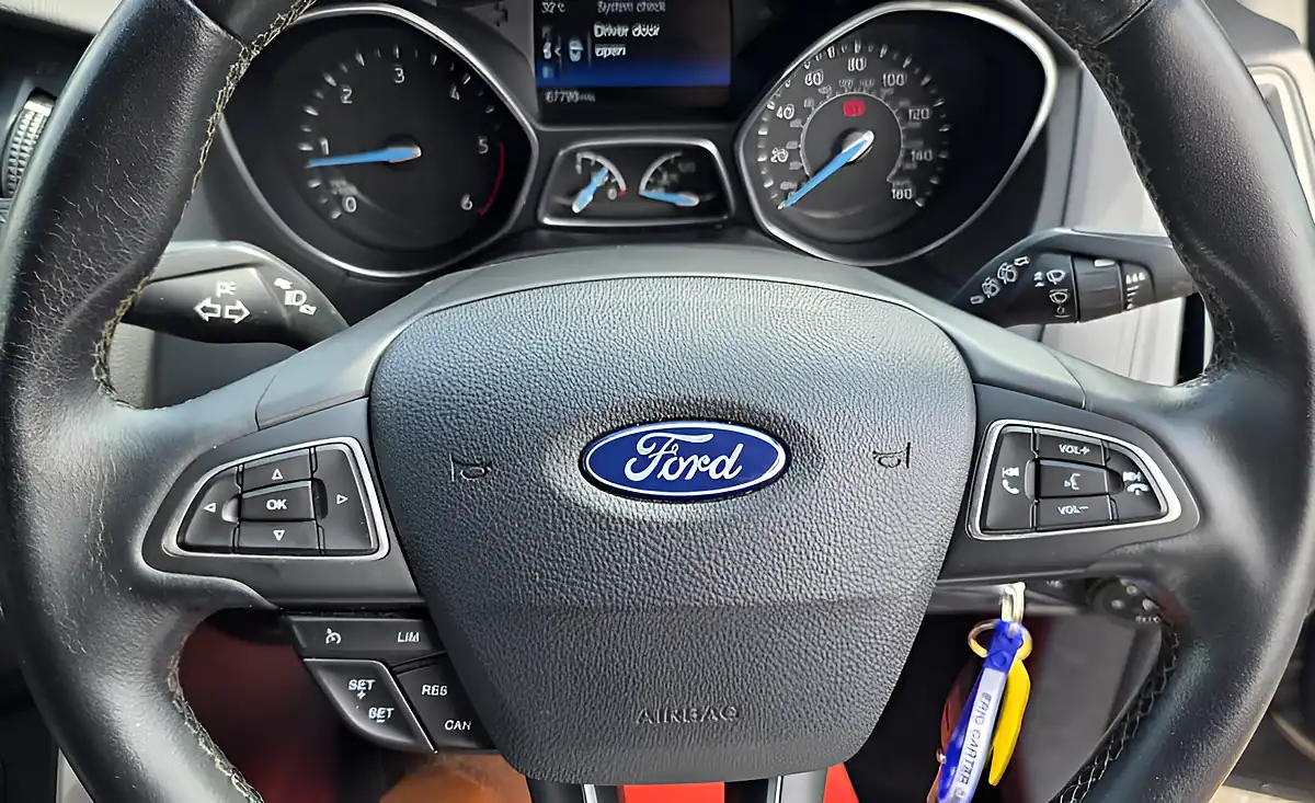 Used 2017 Ford Focus Zetec Edition Magnetic Grey - Interior and Exterior details 12