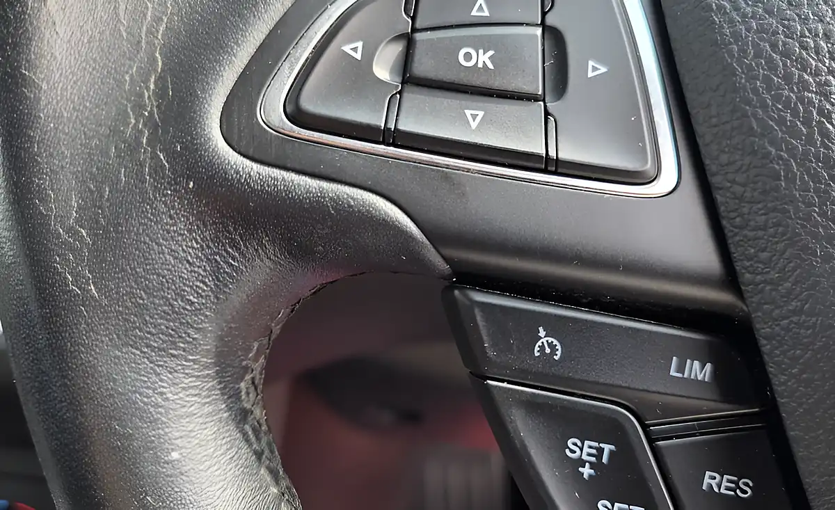 Used 2017 Ford Focus Zetec Edition Magnetic Grey - Interior and Exterior details 13