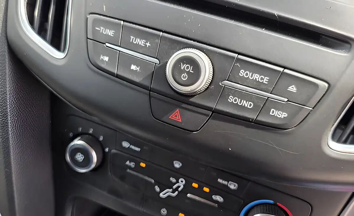 Used 2017 Ford Focus Zetec Edition Magnetic Grey - Interior and Exterior details 16