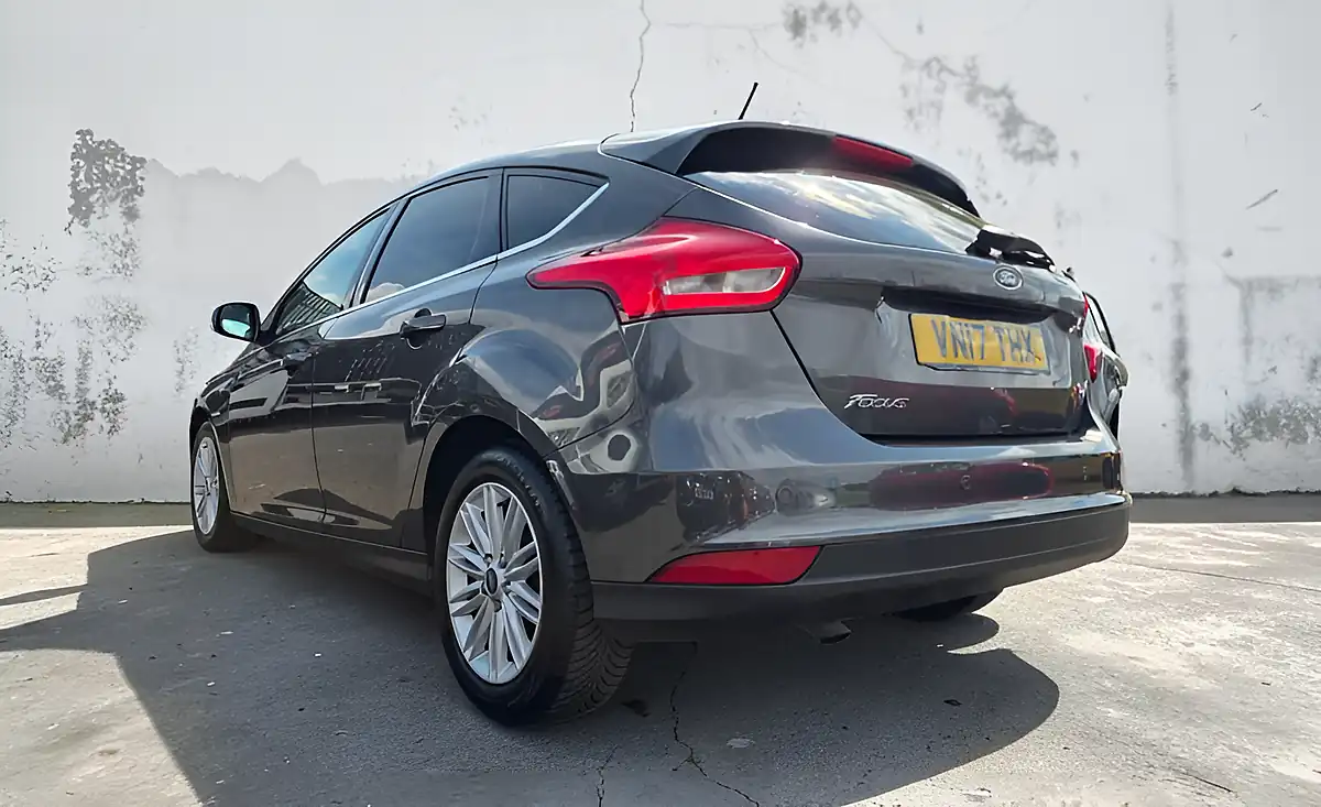 Used 2017 Ford Focus Zetec Edition Magnetic Grey - Interior and Exterior details 9