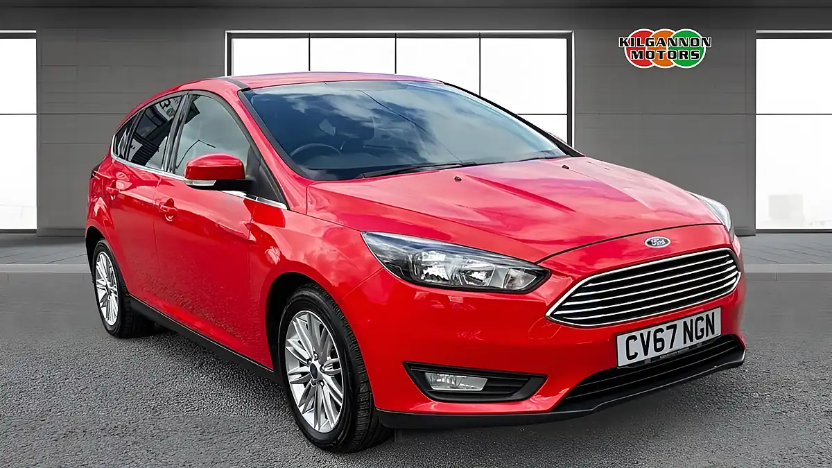 Used 2017 Ford Focus Zetec Edition Red - Front View