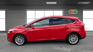 Used 2017 Ford Focus Zetec Edition Red - Interior and Exterior details 3