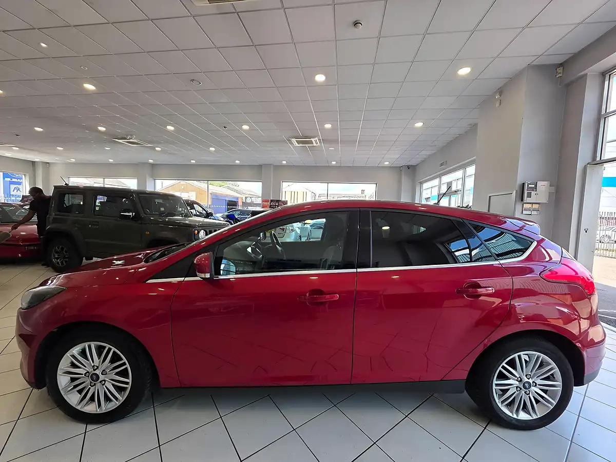 Used 2017 Ford Focus Zetec Edition Red - Interior and Exterior details 4