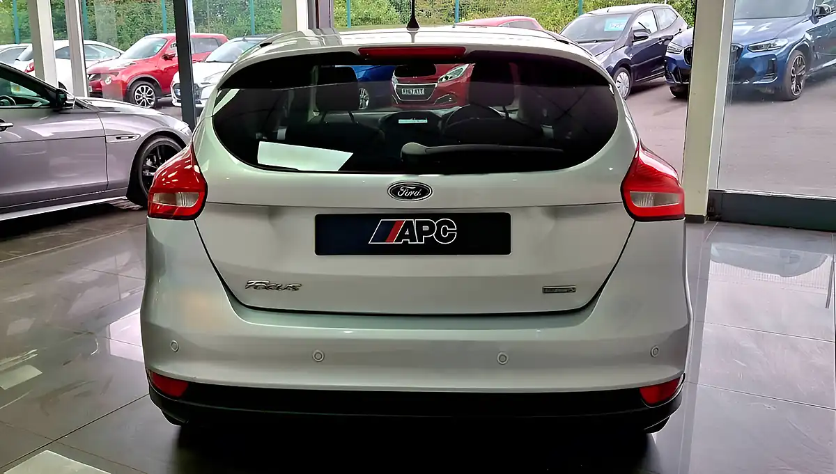 Used 2017 Ford Focus Zetec Edition Silver - Interior and Exterior details 5