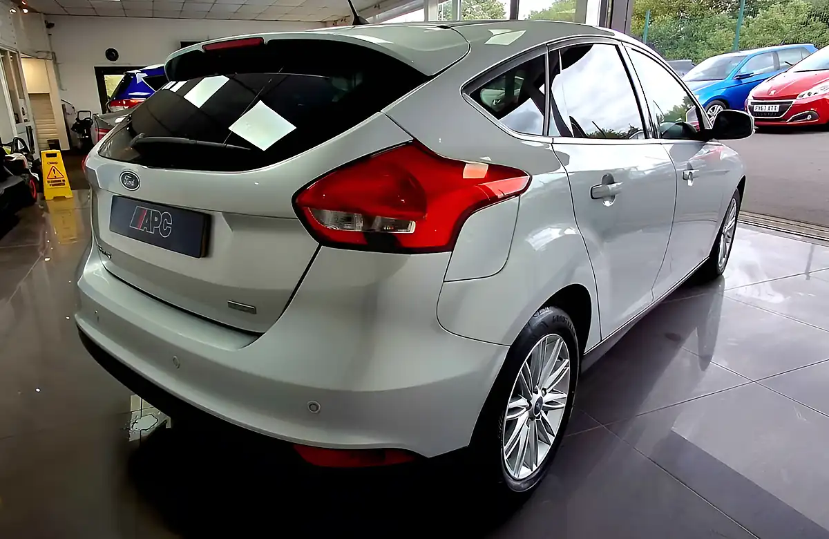 Used 2017 Ford Focus Zetec Edition Silver - Interior and Exterior details 6