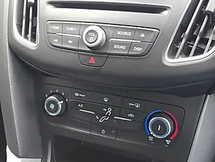 Used 2017 Ford Focus Zetec Edition Silver - Interior and Exterior details 10