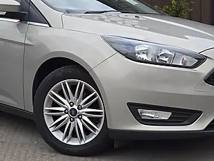 Used 2017 Ford Focus Zetec Edition Silver - Interior and Exterior details 2