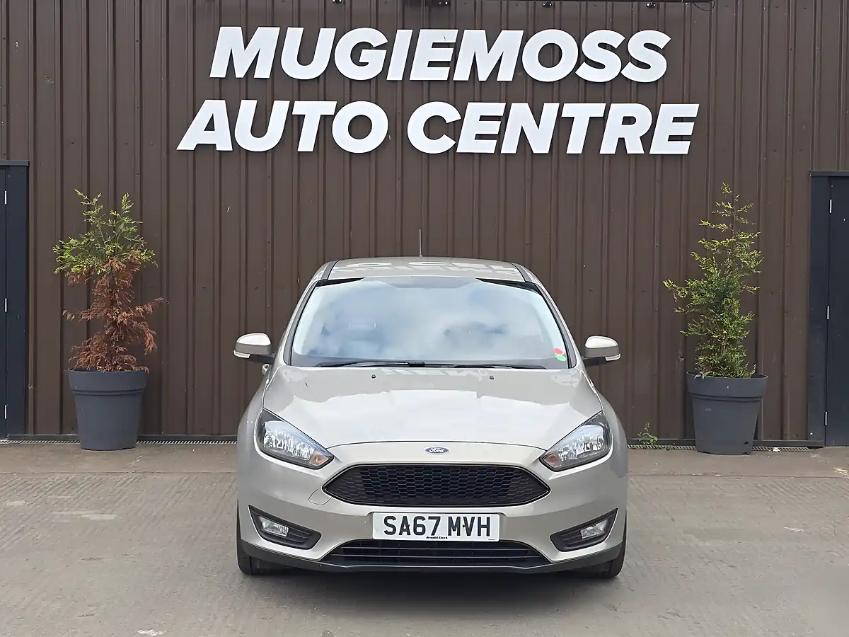 Used 2017 Ford Focus Zetec Edition Silver - Interior and Exterior details 3