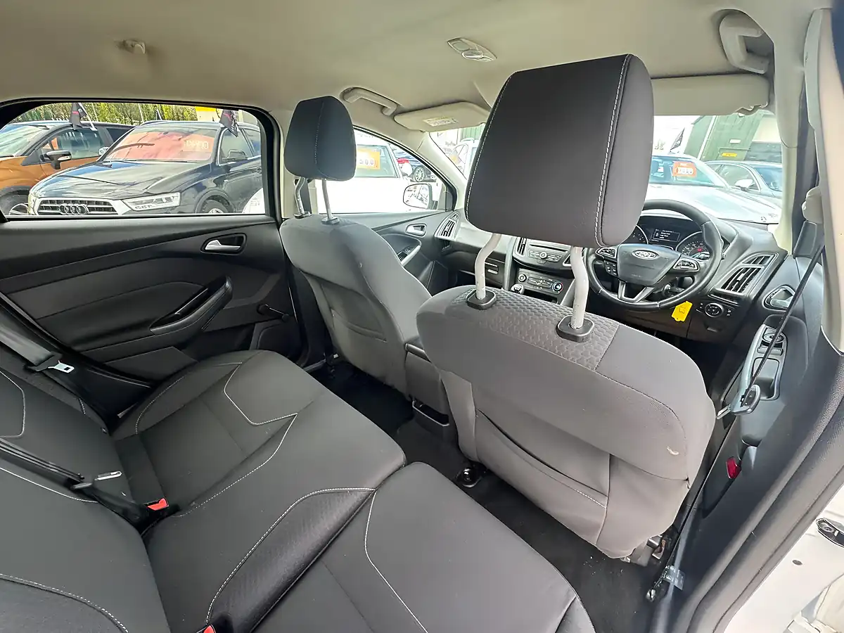 Used 2017 Ford Focus Zetec Edition White - Interior and Exterior details 14