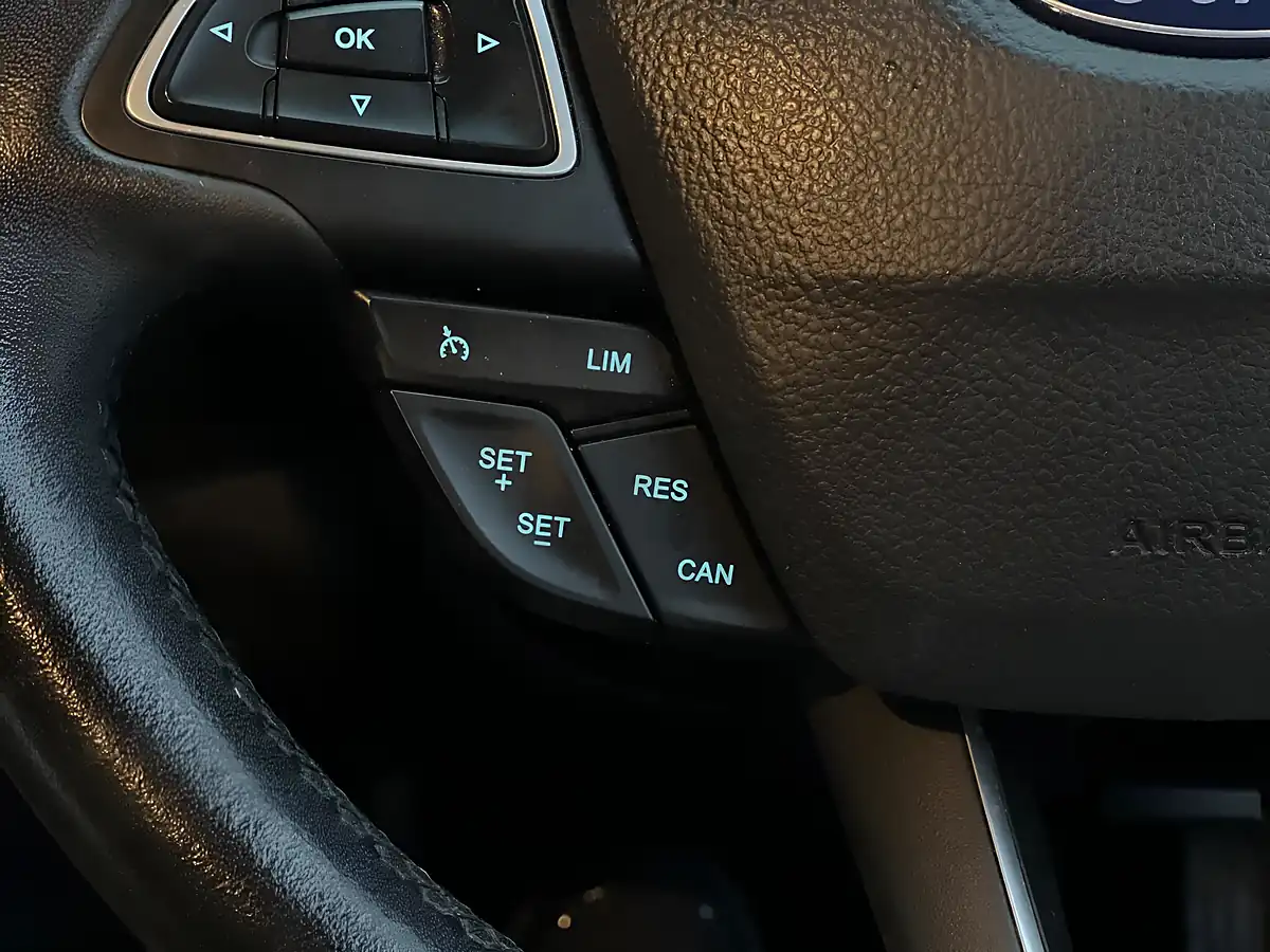 Used 2017 Ford Focus Zetec Edition White - Interior and Exterior details 13
