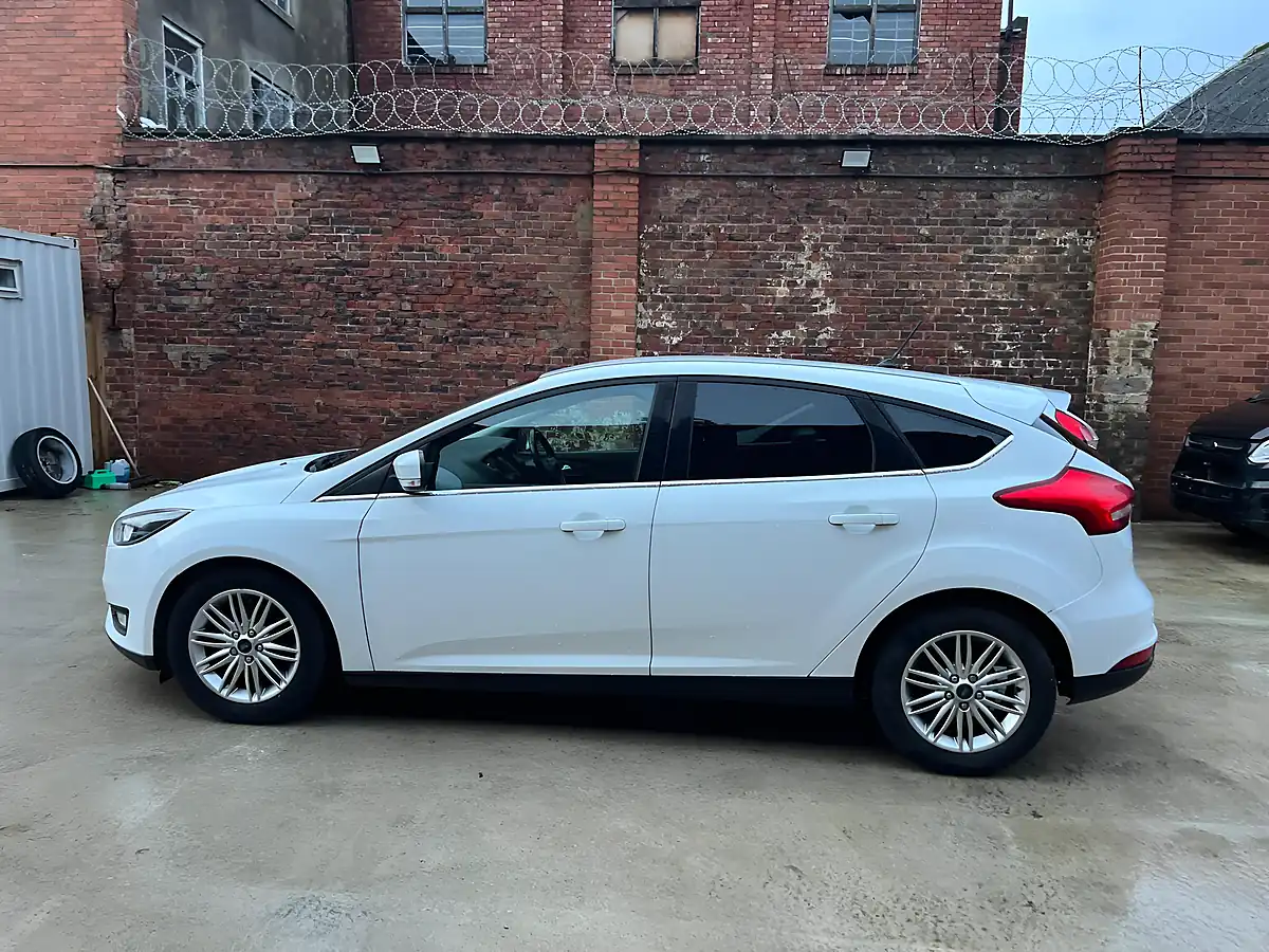 Used 2017 Ford Focus Zetec Edition White - Interior and Exterior details 9