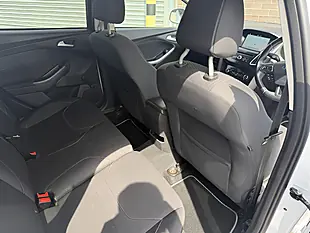 Used 2017 Ford Focus Zetec Edition White - Interior and Exterior details 14