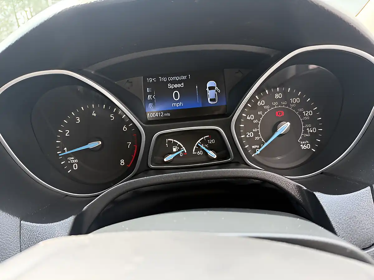 Used 2017 Ford Focus Zetec Edition White - Interior and Exterior details 16
