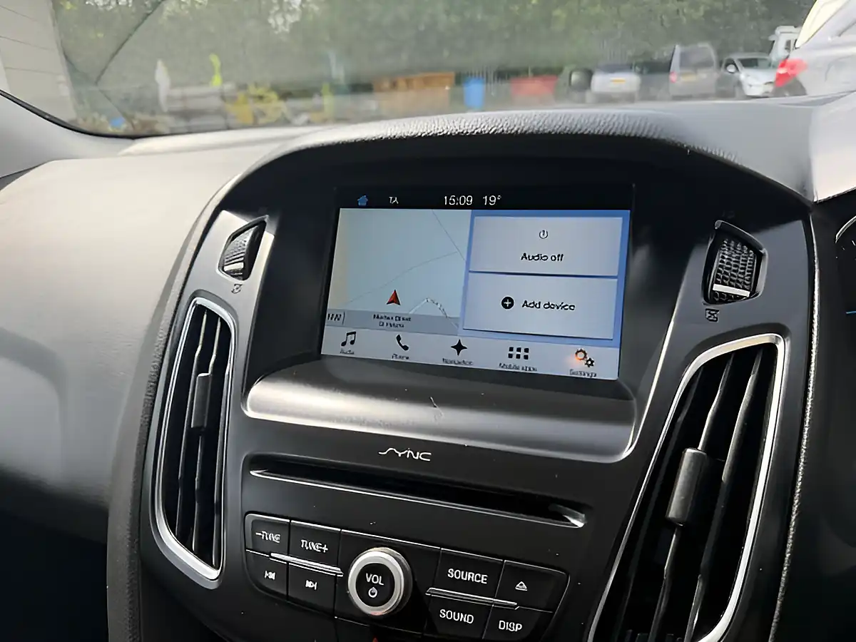 Used 2017 Ford Focus Zetec Edition White - Interior and Exterior details 20