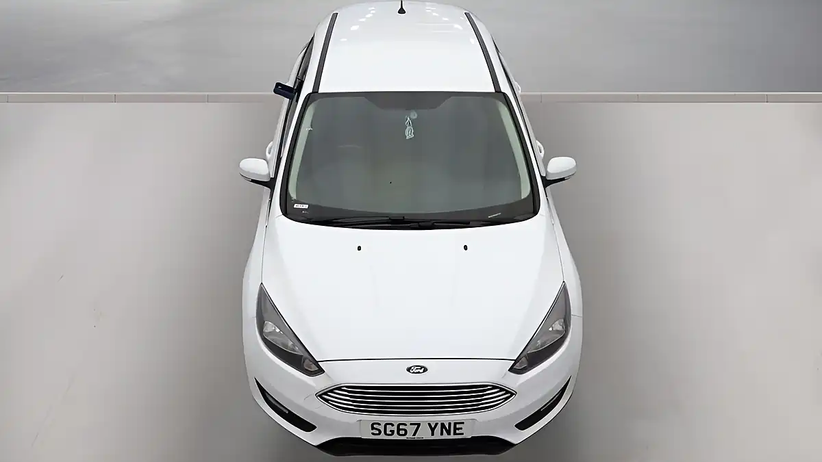 Used 2017 Ford Focus Zetec Edition White - Interior and Exterior details 8